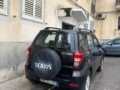 Usata Daihatsu Terios 86 CV (63 kW) 2008 SUV