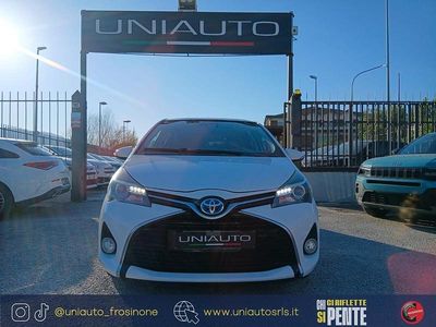 Usata Toyota Yaris Hybrid Style 75 CV (55 kW) 2015 Bianco Berlina