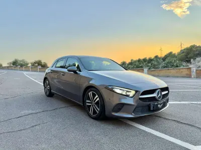 Usata Mercedes A180 116 CV (85 kW) 2018 Grigio Berlina