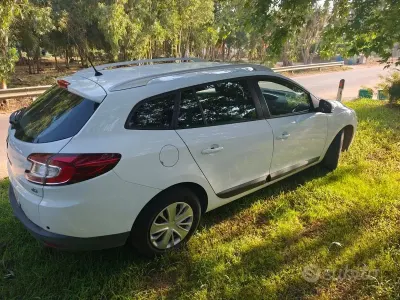 Usata Renault Mégane GrandTour 110 CV (80 kW) 2013 Bianco Station wagon