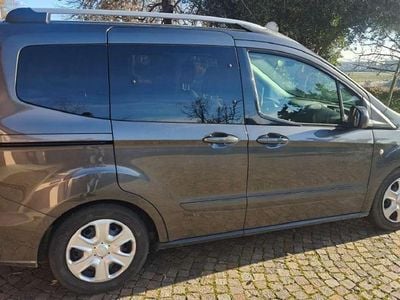 Usata Ford Tourneo Courier S 75 CV (55 kW) 2020 Grigio Monovolume