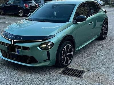 Usata Lancia Ypsilon 114 kW (156 CV) 2024 Verde Utilitaria