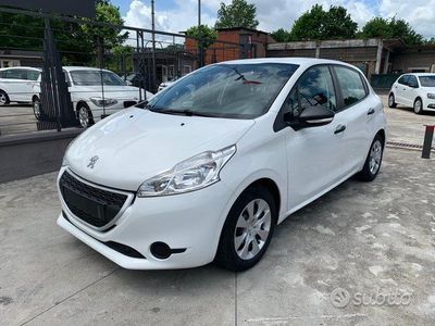 usata Peugeot 208 1.0 benz *adatta a neopatentati