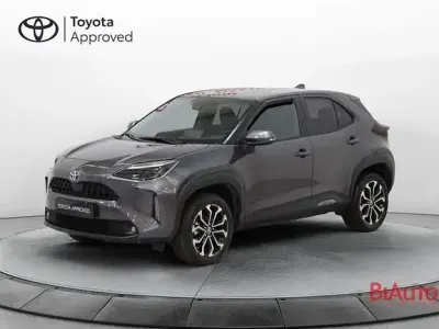 Usata Toyota Yaris Cross Trend 116 CV (85 kW) 2022 Grigio SUV