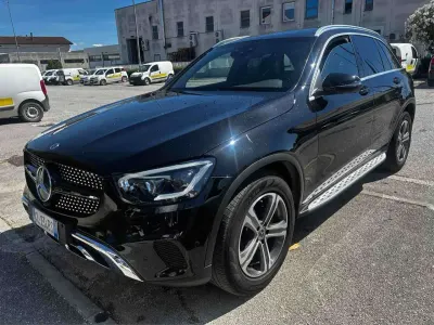Usata Mercedes GLC220 Premium Plus 194 CV (142 kW) 2020 Nero SUV