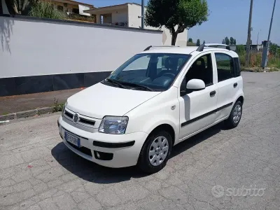 Usata Fiat Panda Dynamic 69 CV (50 kW) 2011 Bianco Utilitaria