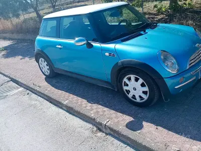 Usata Mini One D 75 CV (55 kW) 2005 Bluazzurro Utilitaria