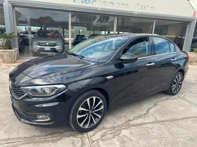 Usado Fiat Tipo Lounge 95 HP (69 kW) 2019 Azul Sedan
