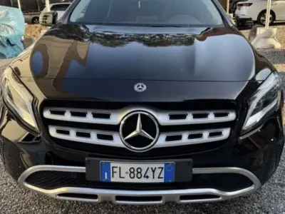 Usata Mercedes GLA180 Style 122 CV (89 kW) 2017 SUV