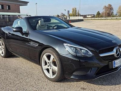 Usata Mercedes SLC250 AMG 204 CV (150 kW) 2017 Nero Cabrio