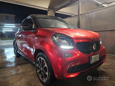 Rosso Usata 2016 Smart ForFour Passion Utilitaria | 9500 € (Buon prezzo)