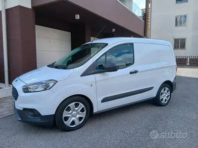 Usata Ford Transit 75 CV (55 kW) 2023 Bianco Furgone