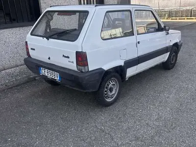 Usata Fiat Panda Young 54 CV (39 kW) 2002 Berlina