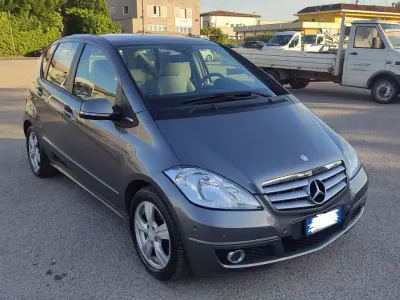 Usata Mercedes A160 Elegance 95 CV (69 kW) 2009 Argento Berlina