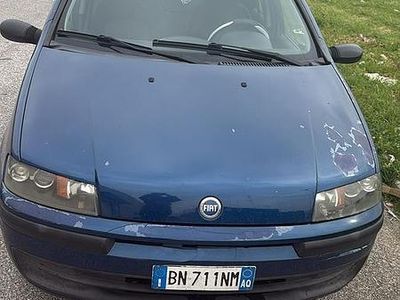 Usata Fiat Punto 2001 Blu Utilitaria