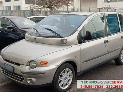 Usata Fiat Multipla 110 CV (80 kW) 2004 Grigio Monovolume