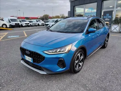 Usata Ford Focus Active 125 CV (91 kW) 2022 Blu Berlina