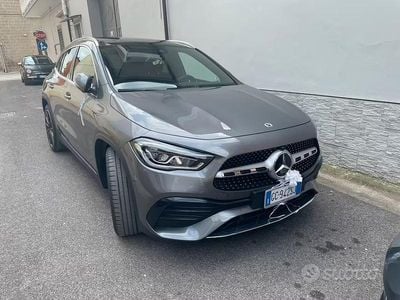 Usata Mercedes GLA200 Premium 150 CV (110 kW) 2020 Grigio SUV