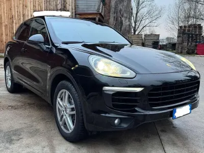 Usata Porsche Cayenne 382 CV (280 kW) 2016 Nero SUV