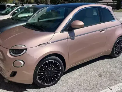 Usata Fiat 500e 42 kW (58 CV) 2024 Utilitaria