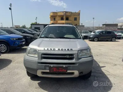 Usata Land Rover Freelander 111 CV (81 kW) 2001 Grigio SUV