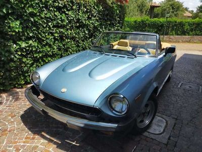 Fiat 124 Spider