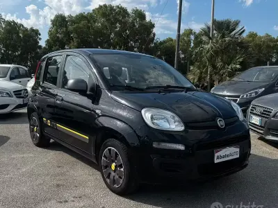 Usata Fiat Panda Young 69 CV (50 kW) 2014 Nero Utilitaria