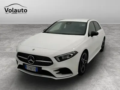 Usado Mercedes A180 Premium 116 CV (85 kW) 2020 Blanco Berlina