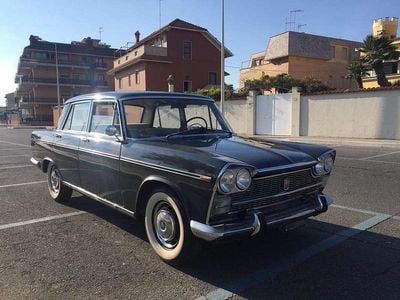 Usata Fiat 2300 Lusso 135 CV (99 kW) 1966 Grigio Berlina