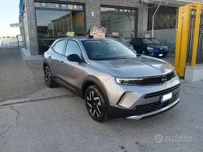 Usata Opel Mokka Elegance 110 CV (80 kW) 2022 Grigio SUV