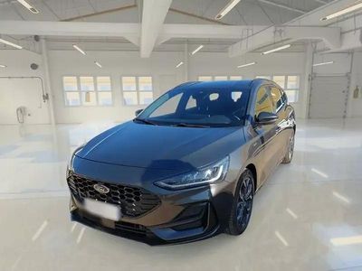 Grigio Usata 2023 Ford Focus ST-Line Station wagon | 15.250 € (Buon prezzo)