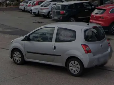 Usata Renault Twingo 64 CV (47 kW) 2009 Argento Utilitaria