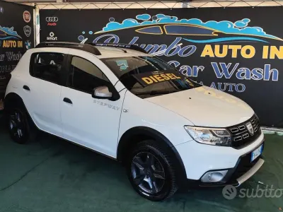 Usata Dacia Sandero 90 CV (66 kW) 2018 Bianco Berlina