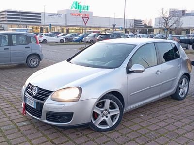 VW Golf V