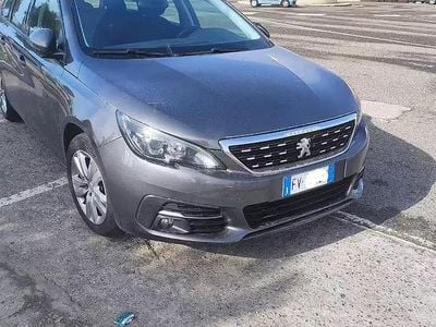 Usata Peugeot 308 SW 131 CV (96 kW) 2019 Grigio Station wagon