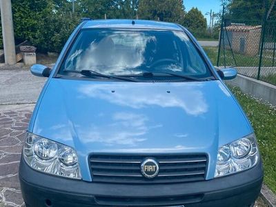 Usata Fiat Punto 80 CV (58 kW) 2005 Blu Utilitaria