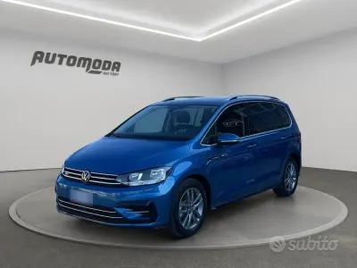 Usata VW Touran Executive 150 CV (110 kW) 2023 Bluazzurro Monovolume