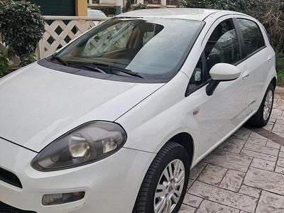 Usata Fiat Grande Punto 70 CV (51 kW) 2012 Utilitaria