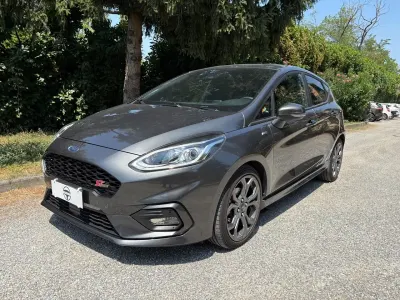 Usata Ford Fiesta ST-Line 125 CV (91 kW) 2020 Grigio Utilitaria