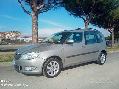 Usata Skoda Roomster Style 105 CV (77 kW) 2010 Grigio Monovolume