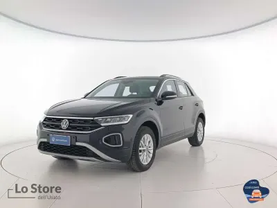 Usata VW T-Roc Life 116 CV (85 kW) 2025 Nero SUV