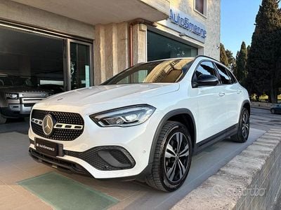 Usata Mercedes GLA180 Night 116 CV (85 kW) 2021 Bianco SUV
