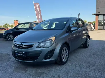 Usata Opel Corsa 86 CV (63 kW) 2015 Other Utilitaria