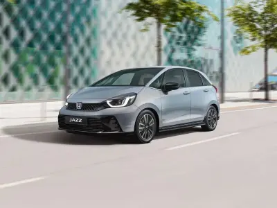 Usata Honda Jazz Advance 107 CV (78 kW) 2024 Argento Utilitaria