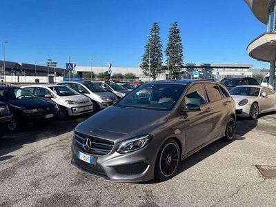 Usata Mercedes B250 Premium 211 CV (155 kW) 2018 Montagna Monovolume