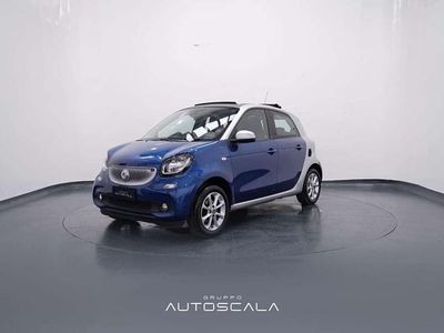 Usata Smart ForFour Passion 90 CV (66 kW) 2015 Bodypanels midnight blue meta Utilitaria