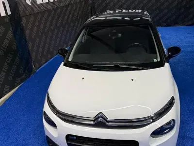 Begagnad Citroën C3 PureTech 82 HK (60 kW) 2017 Vit Sedan