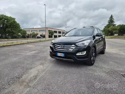 Usata Hyundai Santa Fe Style 197 CV (144 kW) 2015 Nero SUV