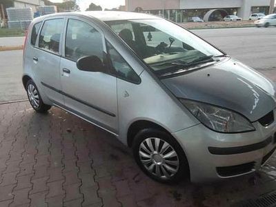 Grigio Usata 2006 Mitsubishi Colt Berlina | 1300 € (Buon prezzo)