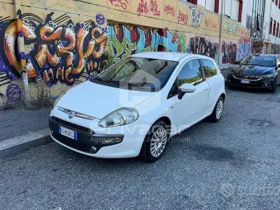 Usata Fiat Punto Evo Dynamic 77 CV (56 kW) 2010 Bianco Utilitaria